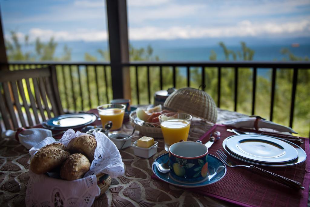 Casa Vermelha Guest House Ilhabela Εξωτερικό φωτογραφία