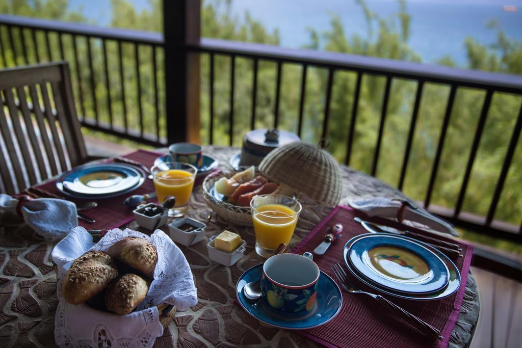 Casa Vermelha Guest House Ilhabela Εξωτερικό φωτογραφία